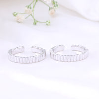 925 Silver CZ Stone Toe Rings | Designer Design
