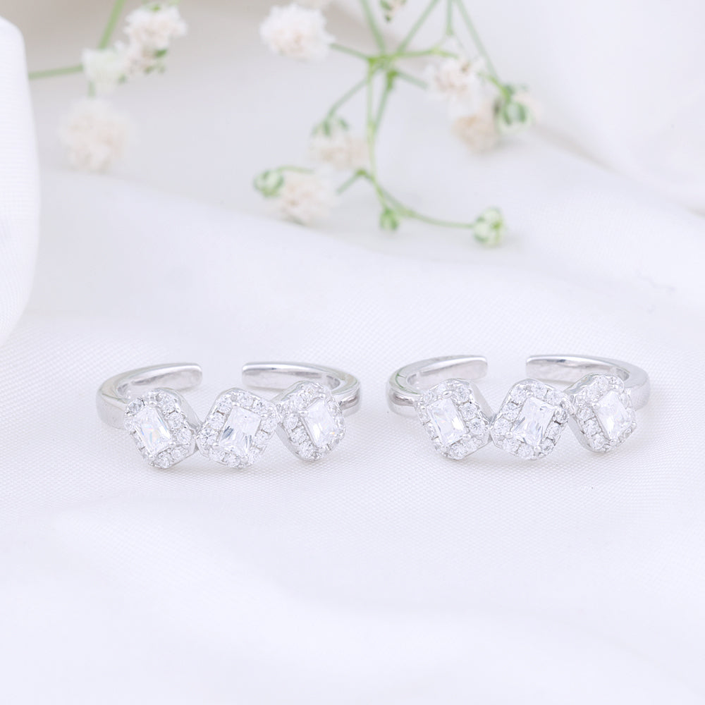 CZ Stone Toe Ring in 92.5 Silver | Sparkling Pair
