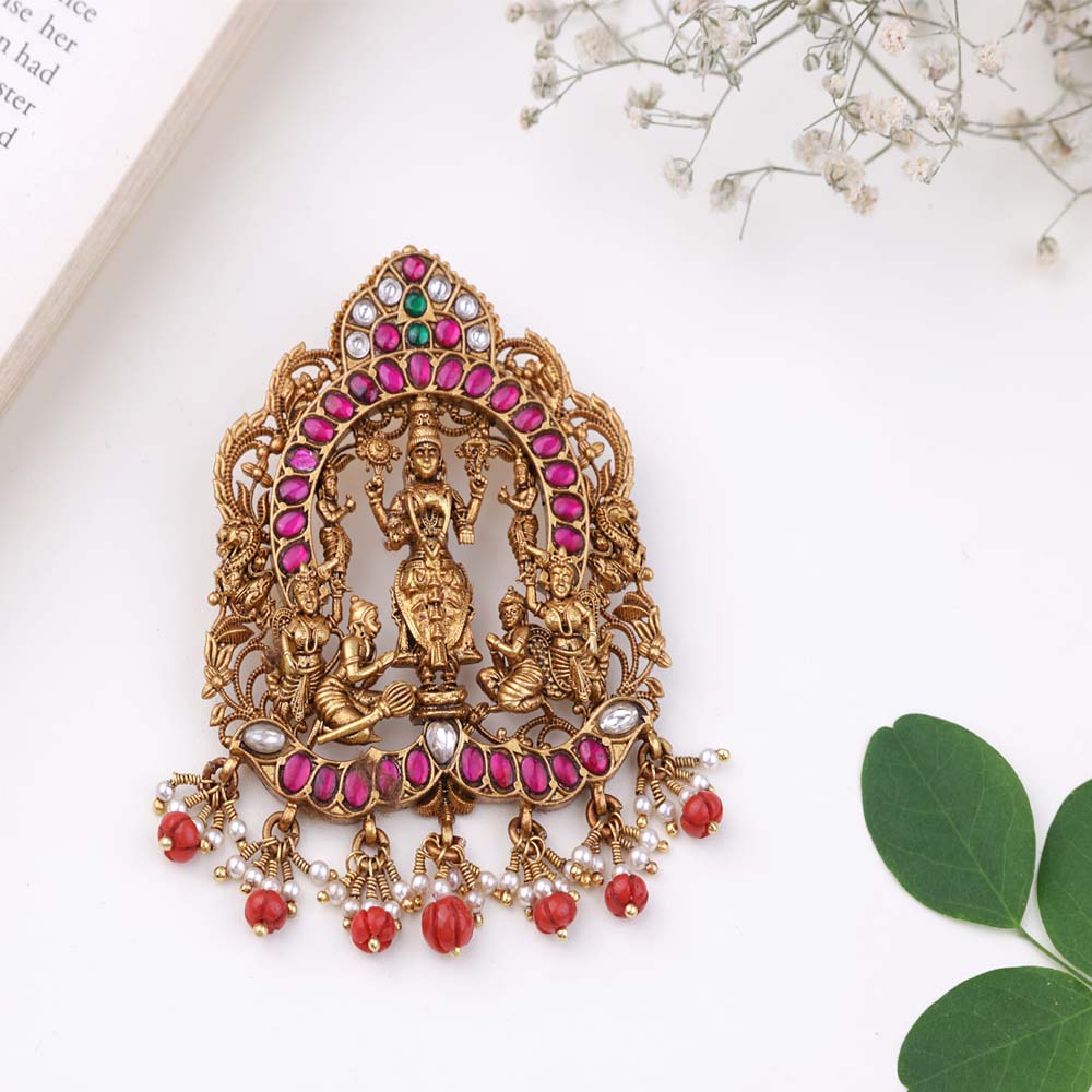 Elegant Nagas Pendant for Women