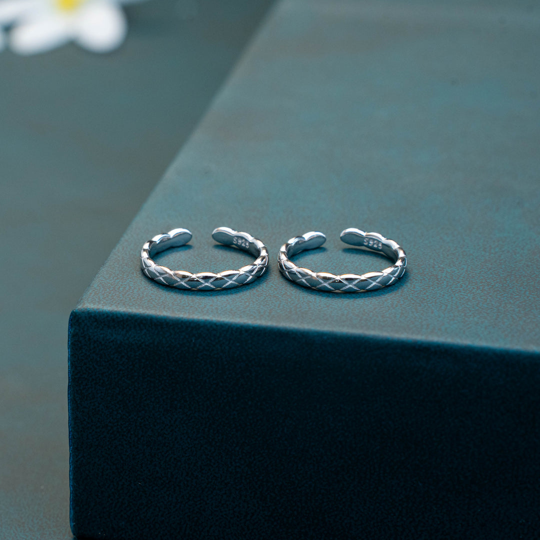 Ethnic Plain Silver Toe Ring for Daily Wear
