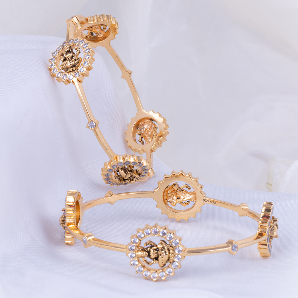 Gold Plated Diamond Setting Bangle for Ethnic Wear
