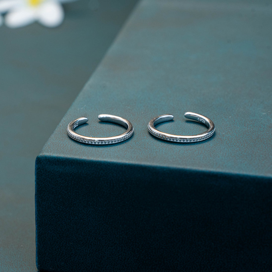 Premium Plain Silver Toe Ring | Chaneira Jewels
