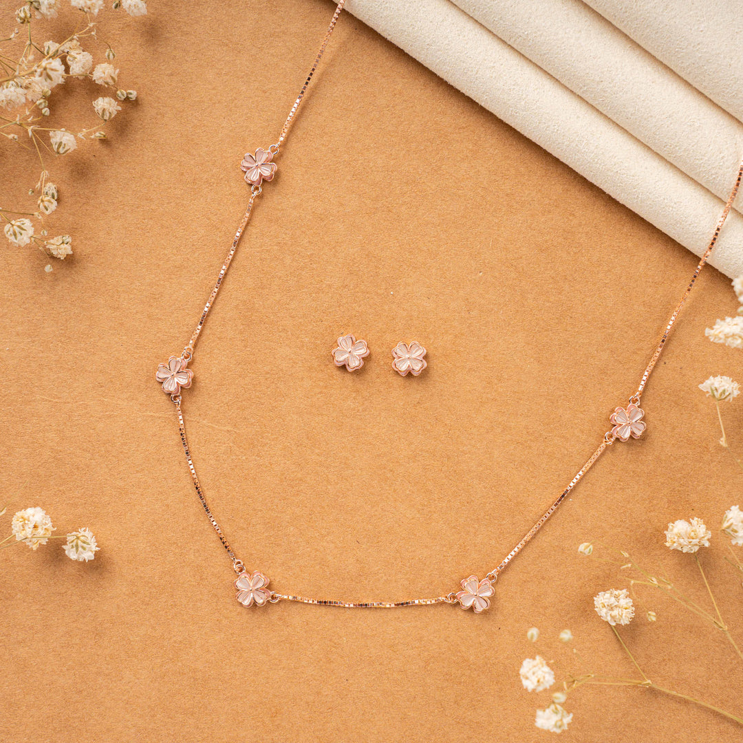 Premium Rose Gold Enamel Chain Design
