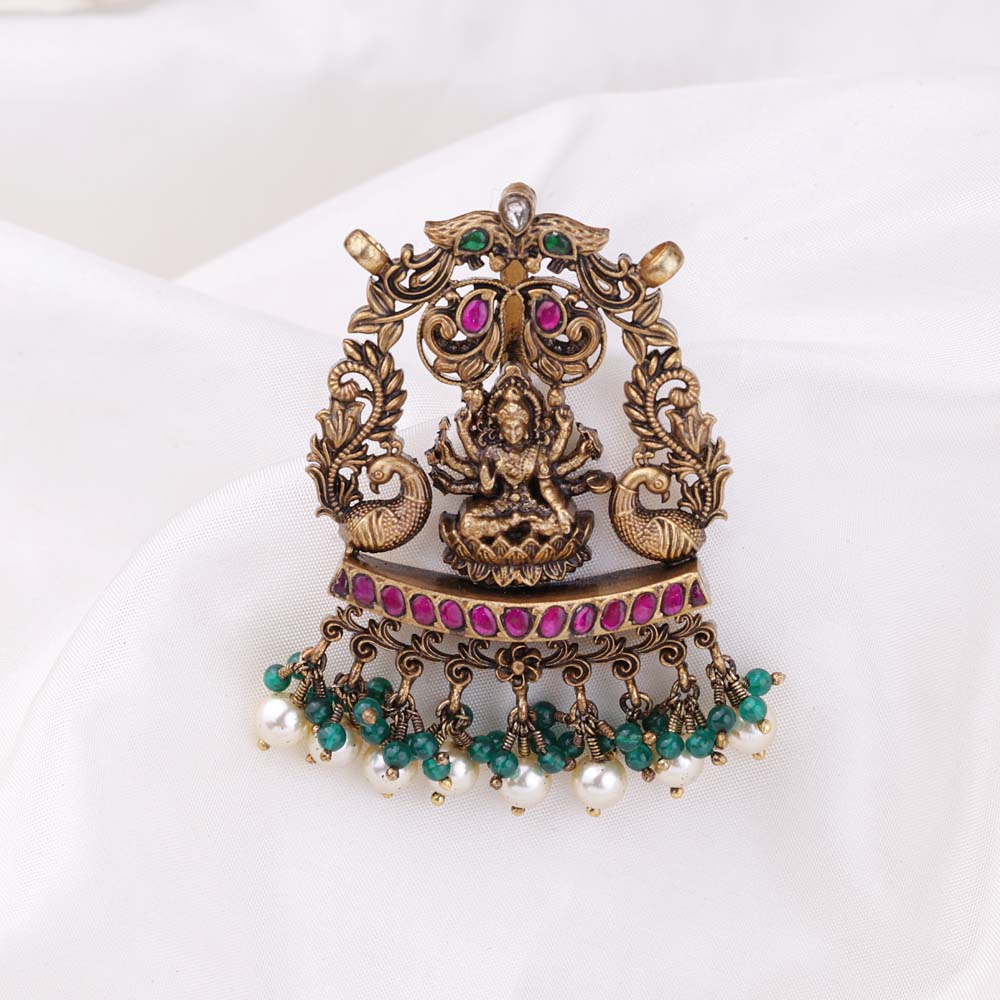 Traditional Nagas Pendant by Chaneira Jewels