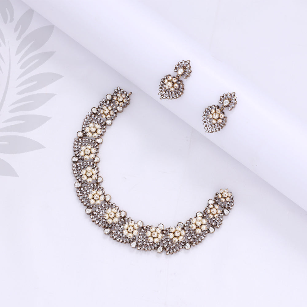 Victorian Necklace — Festive Women Design
