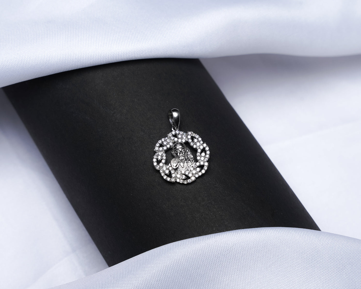 God-Pendant-56