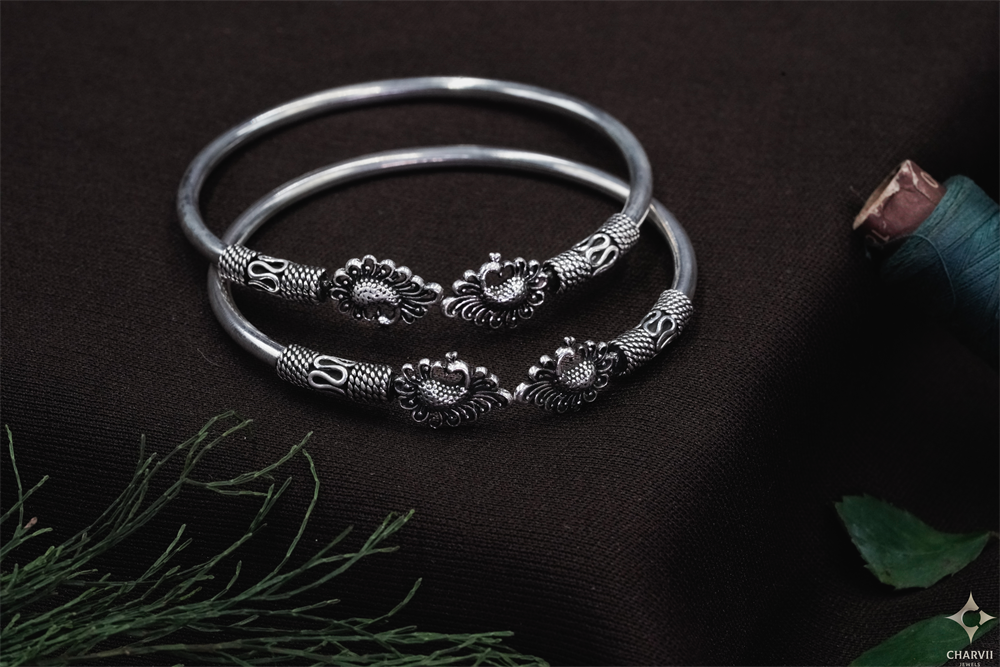 Buy Silver Oxidised Kada Online| Temple wear