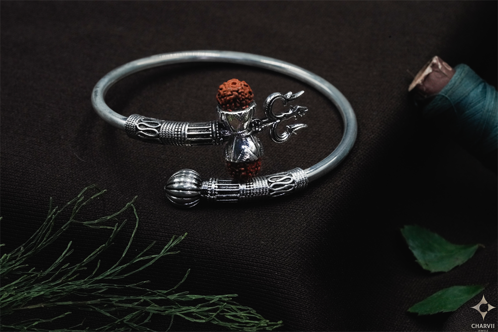 Handcrafted Silver Oxidised Kada| Temple Wear