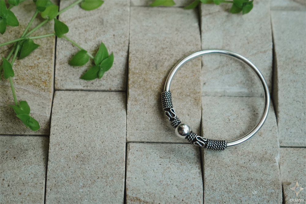 Silver Bangle SBA0065