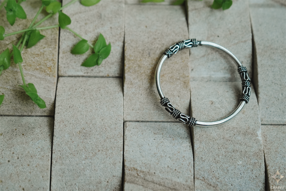 Silver Bangle SBA0066