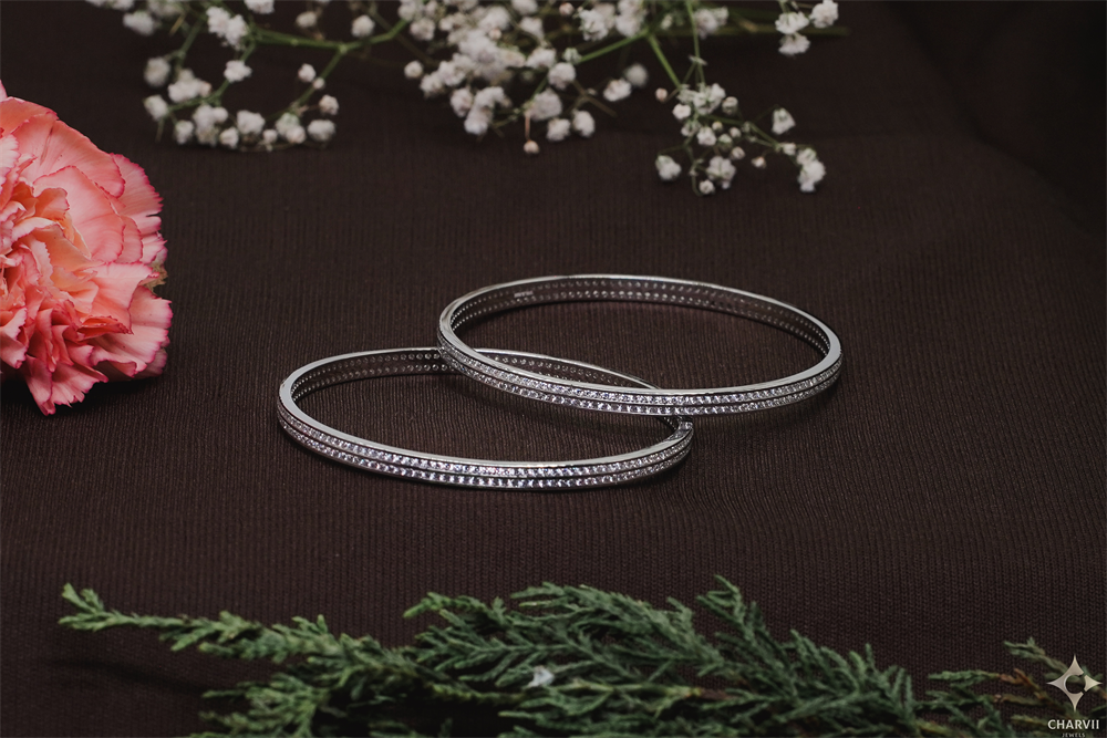 Silver Bangle SBANT0007