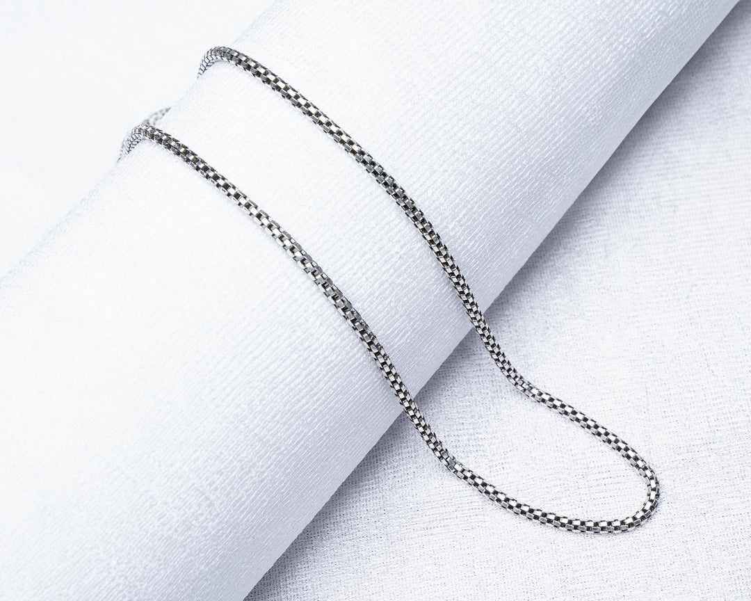Silver Men's Oxidised Chain Design for Men