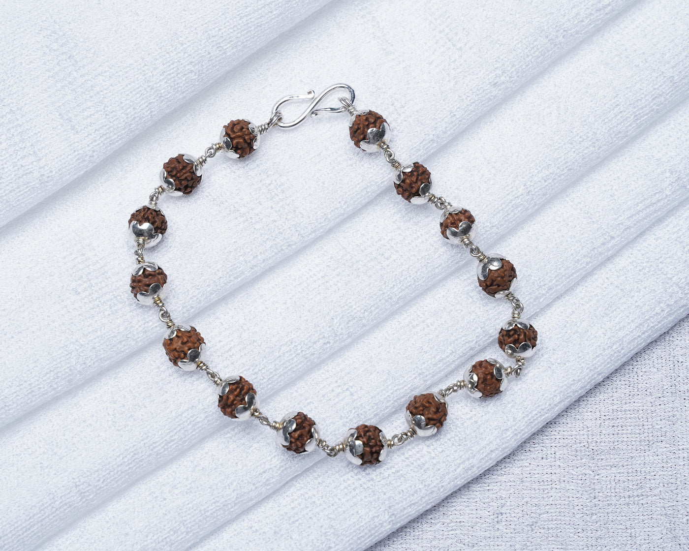 6mm-Rudhraksh-Bracelet-Withcap-06